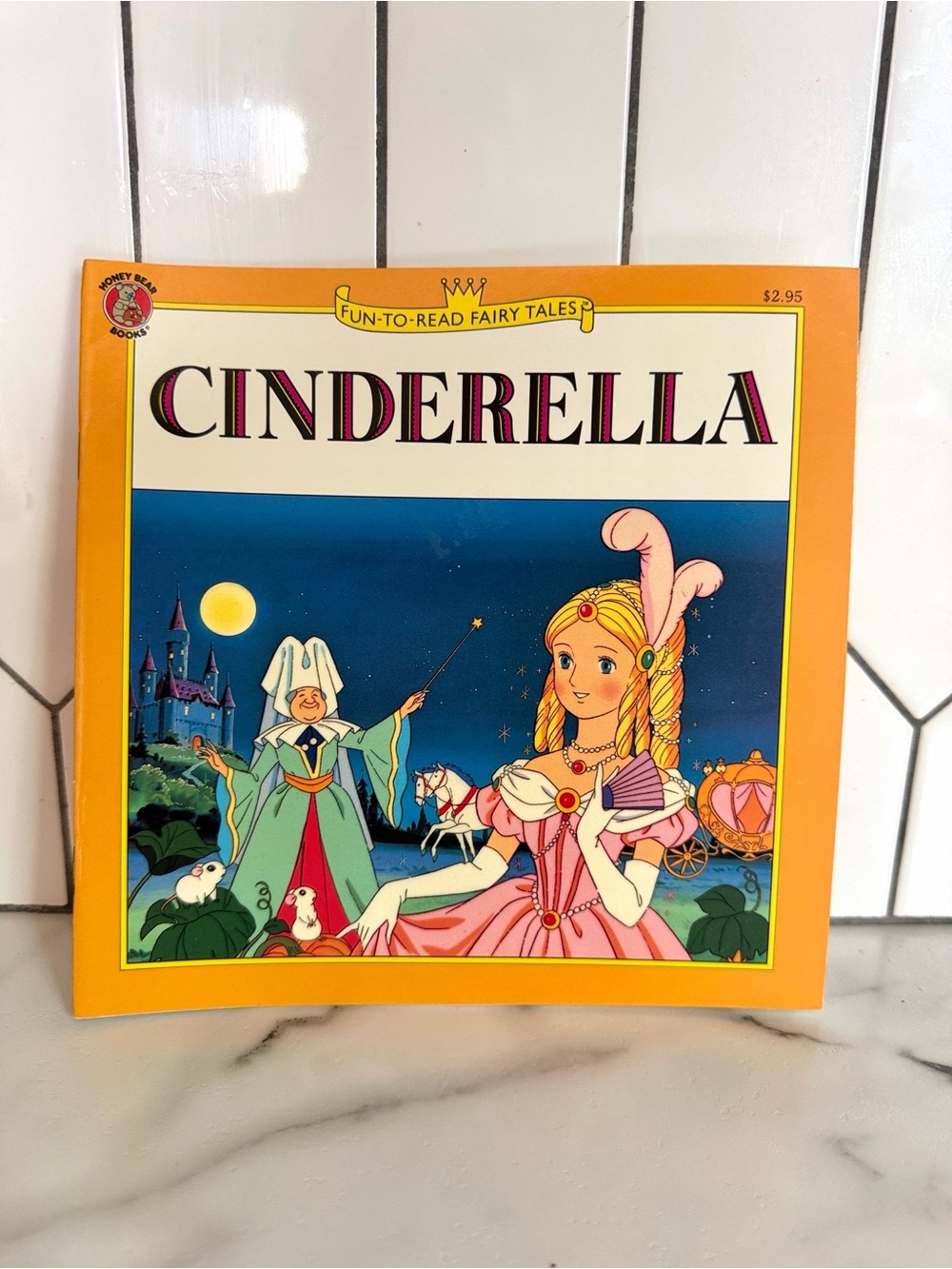 Vintage 1995 Honey Bear Books Fun-To-Read Fairy Tales “Cinderella”